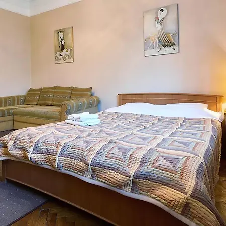 On Lva Tolstogo Appartement