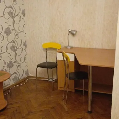 Apartment On Lva Tolstogo Kyiv